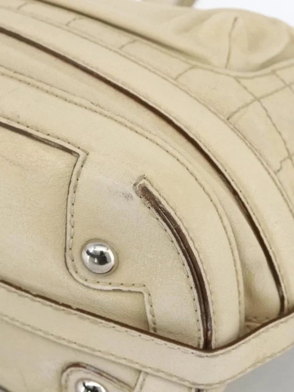 CHANEL Choco Bar Hand Bag Leather Ivory Silver CC Auth bs34277